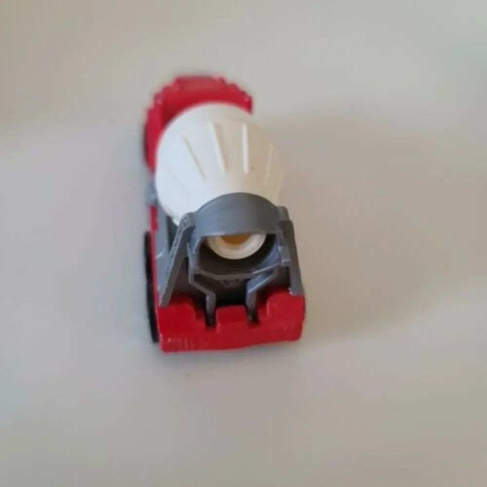 Vintage 1979 Hot Wheels Peterbilt Red Cement Mixer Truck